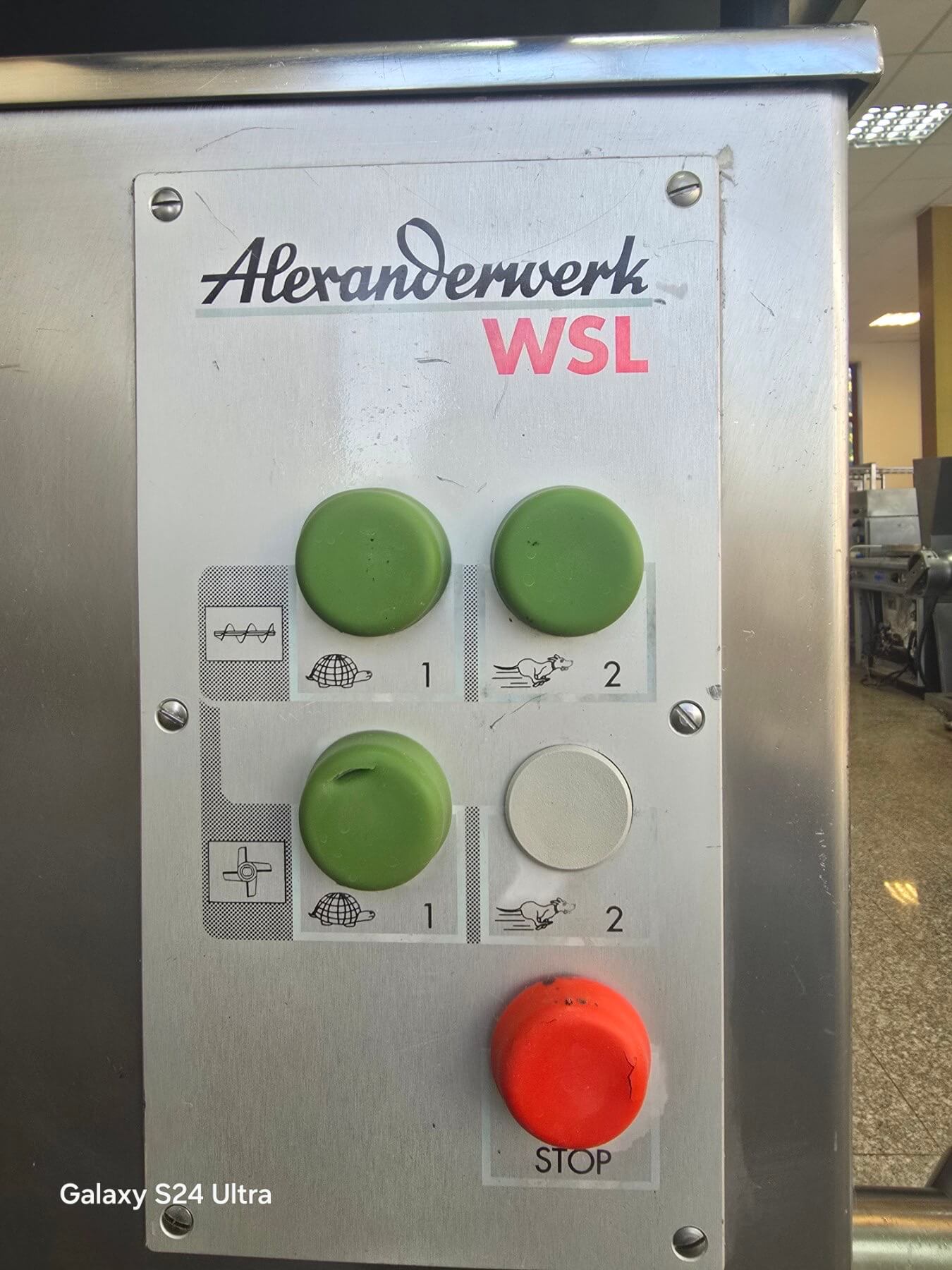 Автоматична Месомелачна Машина Alexanderwerk